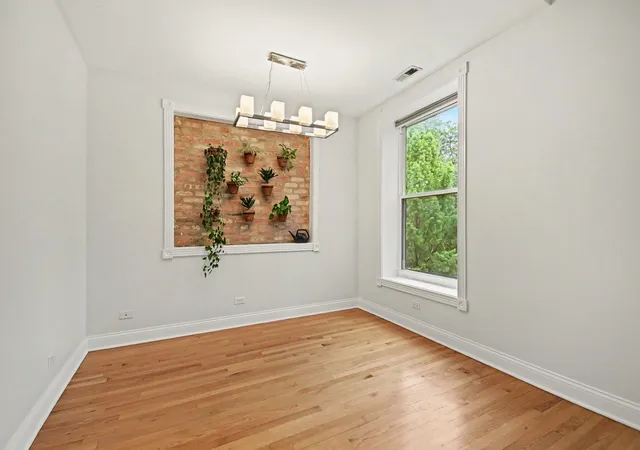 Photo 4 of Condo for sale at 5210 N Winthrop Ave #2, Chicago, IL 60640 | MLS# 12715714 | Listing updated on 2026-09-07