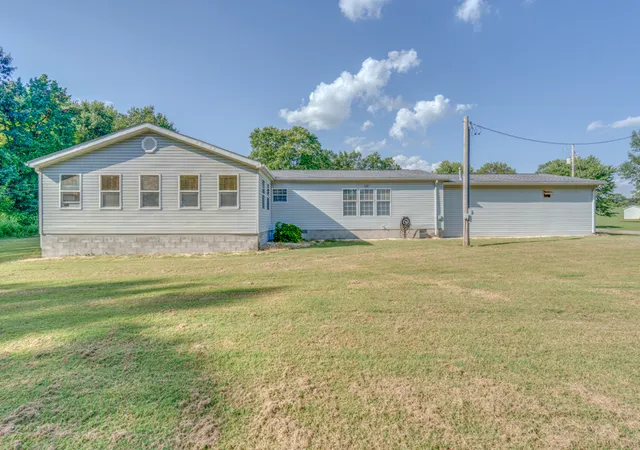 Photo 53 of Single family home for sale at 15547 Vivian St, Sesser, IL 62884 | MLS# 12715916 | Listing updated on 2026-09-08