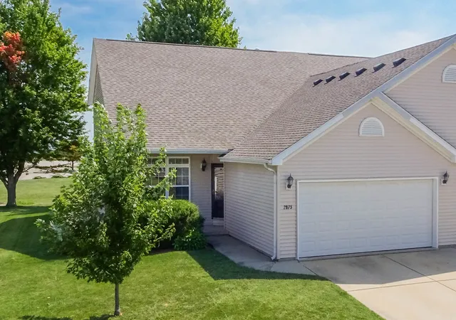 Photo 42 of Townhouse for sale at 2975 Benson Ln, Normal, IL 61761 | MLS# 12725391 | Listing updated on 2026-09-08