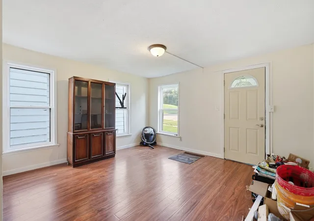 Photo 3 of House for sale at 745 1st Avenue, Clinton, IA 52732 | MLS# 12726409 | Listing updated on 2026-10-22