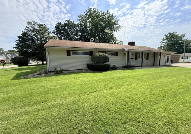 Photo 31 of Single family home for sale at 525 E Honeywell St, Hoopeston, IL 60942 | MLS# 12728285 | Listing updated on 2026-09-06