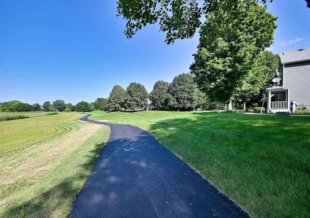 Photo 21 of Single family home for sale at 4142 Rivertowne Dr, Plainfield, IL 60586 | MLS# 12731926 | Listing updated on 2026-09-03