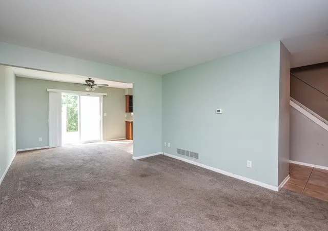 Photo 4 of Condo for sale at 10 Briarcliff Ct #10, Bourbonnais, IL 60914 | MLS# 12733984 | Listing updated on 2026-09-09