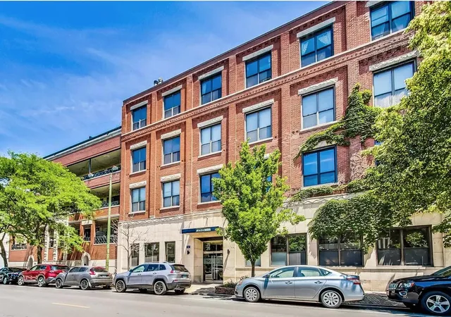 Photo 1 of Condo for sale at 2525 N Sheffield Ave #3e, Chicago, IL 60614 | MLS# 12734713 | Listing updated on 2026-09-07