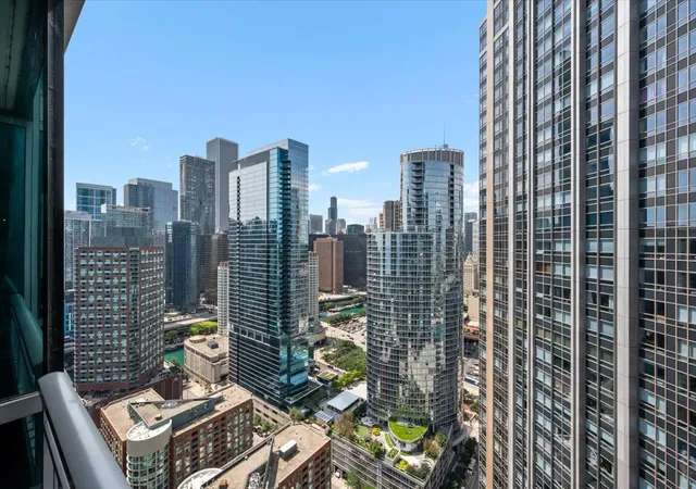 Photo 4 of Sale Pending at 505 N Mcclurg Ct #3706, Chicago, IL 60611 | MLS# 12737389 | Listing updated on 2026-09-25