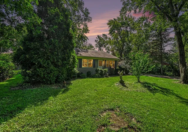 Photo 3 of Single family home for sale at 23914 S Cretewood Ln, Crete, IL 60417 | MLS# 12741072 | Listing updated on 2026-09-05