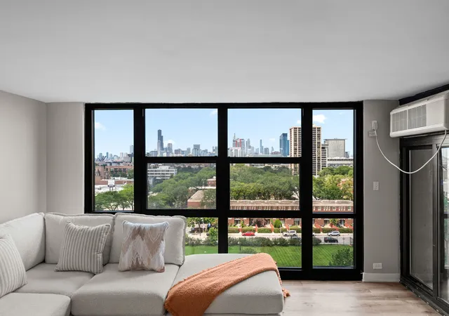 Photo 4 of Condo for sale at 2901 S Michigan Ave #808-809, Chicago, IL 60616 | MLS# 12741814 | Listing updated on 2026-09-07