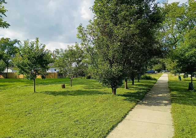 Photo 1 of Land for sale at 290 Woodbridge Rd, Des Plaines, IL 60016 | MLS# 12743973 | Listing updated on 2026-09-22