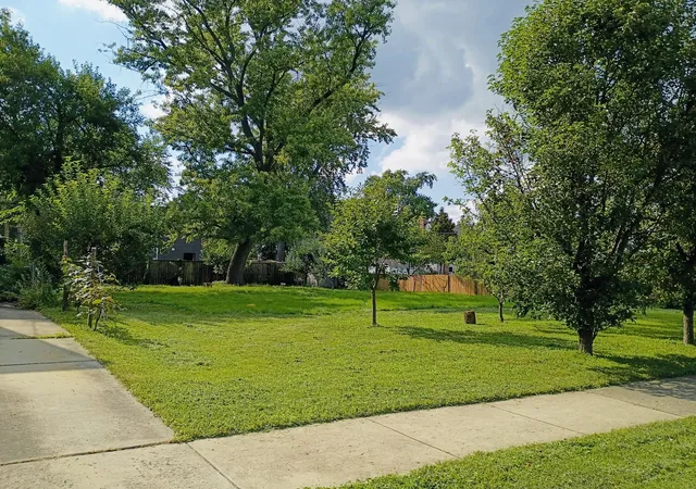 Photo 3 of Land for sale at 290 Woodbridge Rd, Des Plaines, IL 60016 | MLS# 12743973 | Listing updated on 2026-09-22