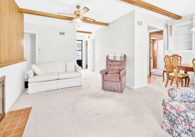 Photo 2 of Single family home for sale at 10 Walker Dr, Bloomington, IL 61701 | MLS# 12744345 | Listing updated on 2026-09-07