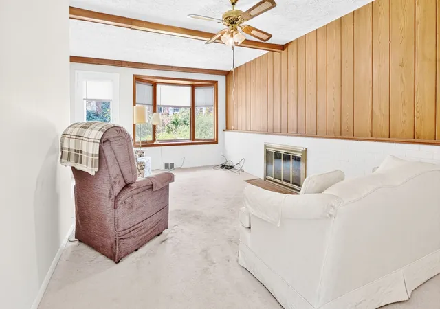 Photo 3 of Single family home for sale at 10 Walker Dr, Bloomington, IL 61701 | MLS# 12744345 | Listing updated on 2026-09-07