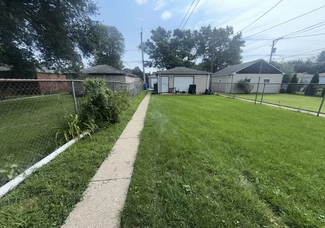 Listing Photo 2 - Condo for sale in building located at 1637 N Sayre Ave, Chicago, IL 60707