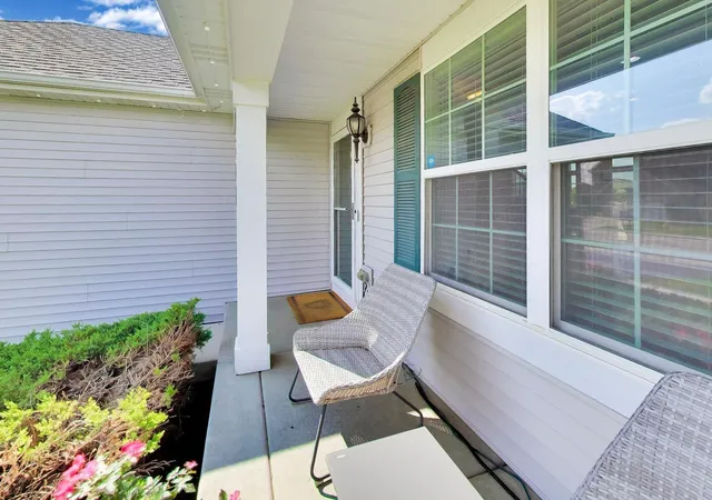 Photo 4 of Single family home for sale at 1894 Alta Dr, Volo, IL 60020 | MLS# 12745136 | Listing updated on 2026-09-07