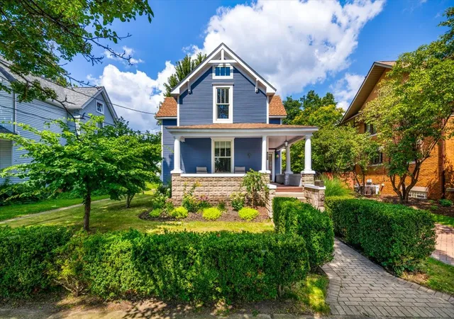 Photo 2 of Single family home for sale at 321 North Ave, Naperville, IL 60540 | MLS# 12745268 | Listing updated on 2026-09-05