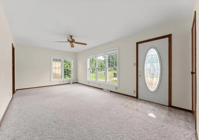 Photo 4 of Single family home for sale at 209 Augusta Dr, Mahomet, IL 61853 | MLS# 12745415 | Listing updated on 2026-09-07