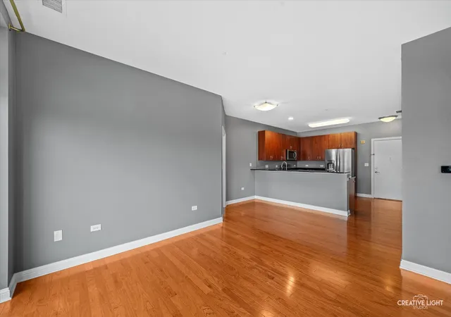 Listing Photo 5 - Condo for sale in building located at 160 S River St, Aurora, IL 60506 - Unit #206