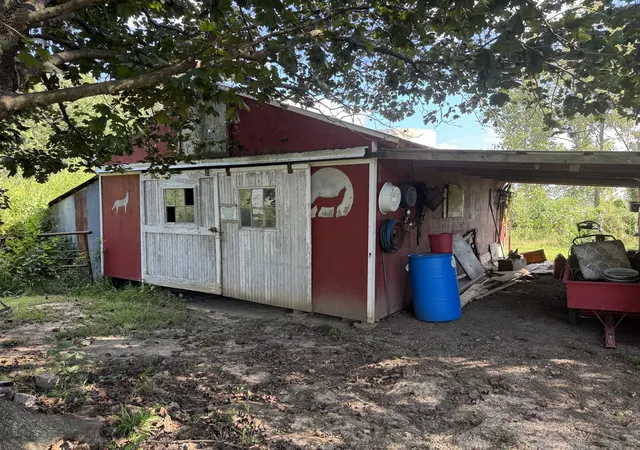 Photo 4 of Single family home for sale at 14496 Summers Rd, Benton, IL 62812 | MLS# 12745616 | Listing updated on 2026-09-07