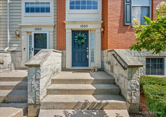 Photo 3 of Townhouse for sale at 1005 Alberta Rd, Elgin, IL 60124 | MLS# 12745668 | Listing updated on 2026-09-07