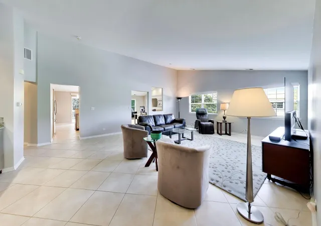 Photo 3 of Townhouse for sale at 577 Harvey Lake Dr, Vernon Hills, IL 60061 | MLS# 12745681 | Listing updated on 2026-09-03