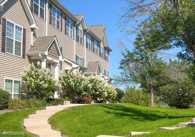 Photo 1 of Townhouse for sale at 1689 W Turtle Crk Ln, Round Lake, IL 60073 | MLS# 12745786 | Listing updated on 2026-09-07