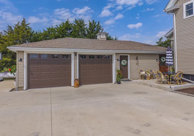 Photo 3 of Single family home for sale at 24487 N 2150 East Rd, Odell, IL 60460 | MLS# 12745837 | Listing updated on 2026-09-08