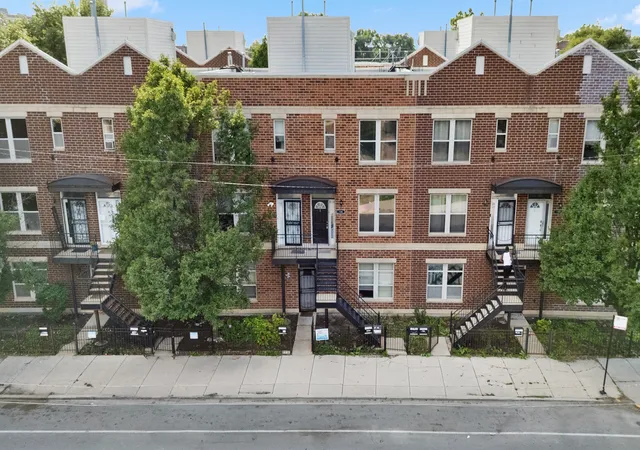 Photo 2 of Condo for sale at 738 S Kedzie Ave #2, Chicago, IL 60612 | MLS# 12745867 | Listing updated on 2026-09-03