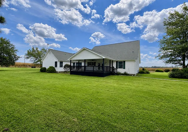 Photo 4 of Single family home for sale at 6789 Powers Church Rd, Metropolis, IL 62960 | MLS# 12746340 | Listing updated on 2026-10-03