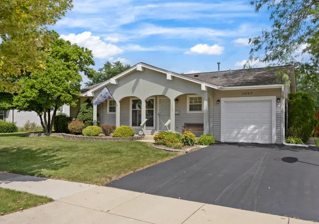 Photo 1 of Single family home for sale at 1067 Grissom Trl, Elk Grove Village, IL 60007 | MLS# 12746366 | Listing updated on 2026-09-06