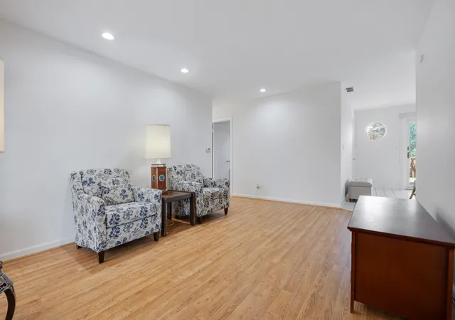 Photo 2 of Single family home for sale at 1067 Grissom Trl, Elk Grove Village, IL 60007 | MLS# 12746366 | Listing updated on 2026-09-06