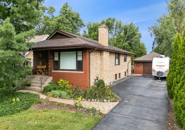 Photo 1 of Single family home for sale at 1850 Terrace Rd, Homewood, IL 60430 | MLS# 12746436 | Listing updated on 2026-09-07