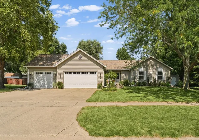 Photo 2 of Sale Pending at 2002 Spruce Ln, Monticello, IL 61856 | MLS# 12746476 | Listing updated on 2026-09-04