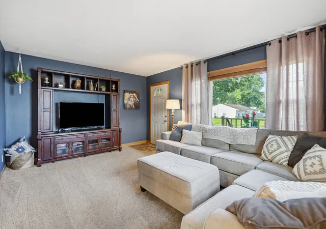Photo 4 of Sale Pending at 3326 10th Street, East Moline, IL 61244 | MLS# 12746526 | Listing updated on 2026-09-06