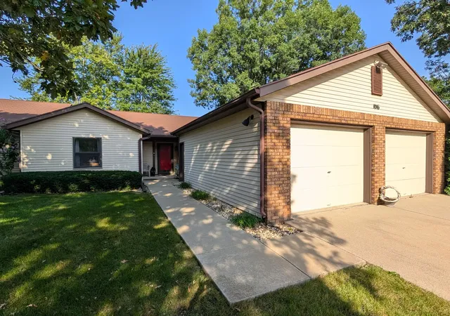 Photo 1 of Condo for sale at 1016 Baxter Ln #1, Freeport, IL 61032 | MLS# 12746537 | Listing updated on 2026-09-07