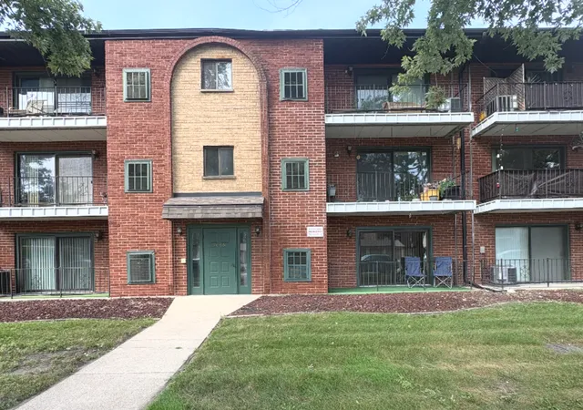 Photo 1 of Condo for sale at 7006 W 98th Street #1B, Chicago Ridge, IL 60415 | MLS# 12746605 | Listing updated on 2026-09-07