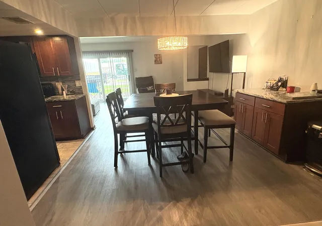 Photo 3 of Condo for sale at 7006 W 98th Street #1B, Chicago Ridge, IL 60415 | MLS# 12746605 | Listing updated on 2026-09-07