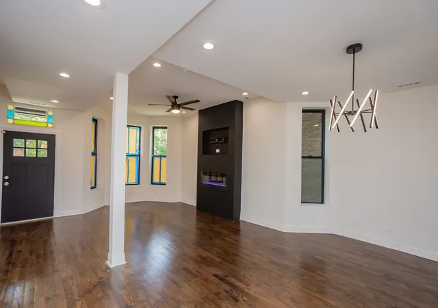 Photo 3 of Single family home for sale at 6642 S Drexel Ave, Chicago, IL 60637 | MLS# 12746791 | Listing updated on 2026-09-06