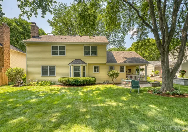 Photo 4 of Single family home for sale at 1200 Piccadilly Cir, Naperville, IL 60563 | MLS# 12746863 | Listing updated on 2026-09-03
