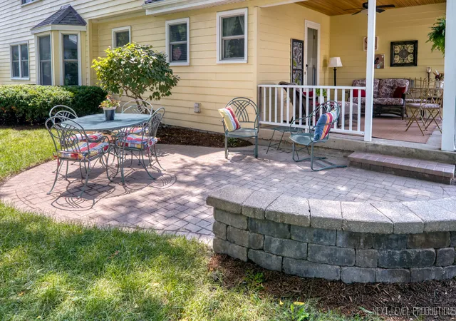 Photo 5 of Single family home for sale at 1200 Piccadilly Cir, Naperville, IL 60563 | MLS# 12746863 | Listing updated on 2026-09-03