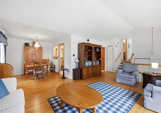 Photo 4 of Single family home for sale at 1103 Kenton Rd, Deerfield, IL 60015 | MLS# 12746914 | Listing updated on 2026-09-23