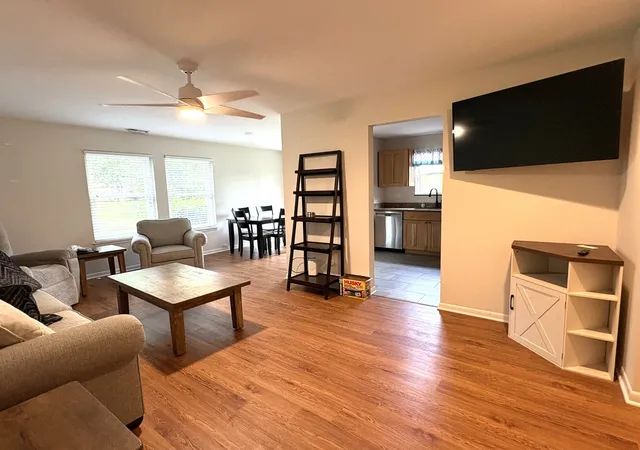 Listing Photo 5 - Condo for sale in building located at 140 W Golf Rd, Libertyville, IL 60048 - Unit #A