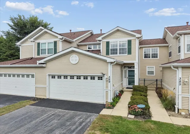 Townhouse for sale at 389 N Carlisle Ct, Round Lake, IL 60073 | MLS# 12747010