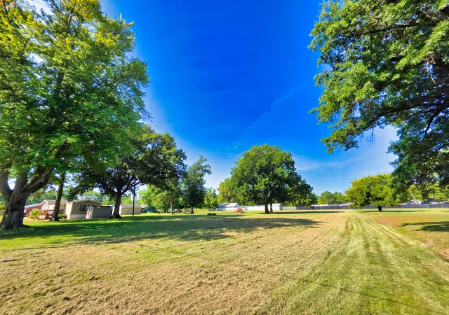Photo 1 of Land for sale at 342 S Elm St, Flora, IL 62839 | MLS# 12747045 | Listing updated on 2026-09-07