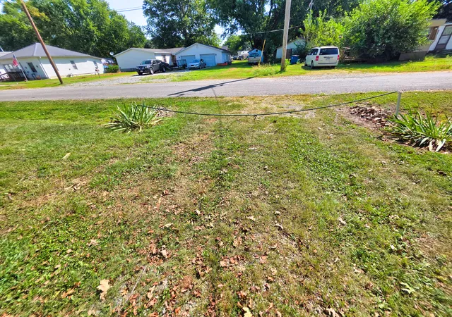 Photo 3 of Land for sale at 342 S Elm St, Flora, IL 62839 | MLS# 12747045 | Listing updated on 2026-09-07