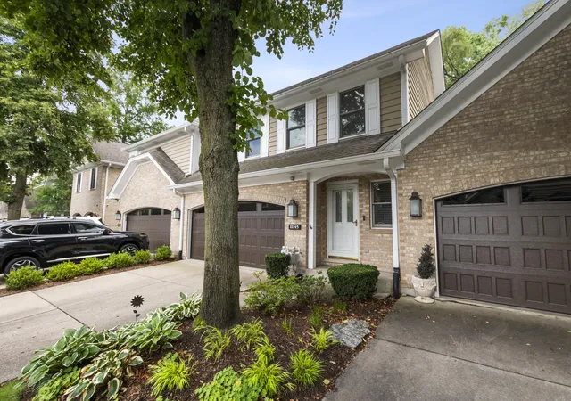 Photo 2 of Sale Pending at 11145 Indian Woods Dr, Indian Head Park, IL 60525 | MLS# 12747232 | Listing updated on 2026-09-21