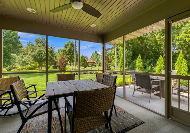 Photo 2 of Single family home for sale at 1111 33rd Avenue Cir, Silvis, IL 61282 | MLS# 12747313 | Listing updated on 2026-09-08