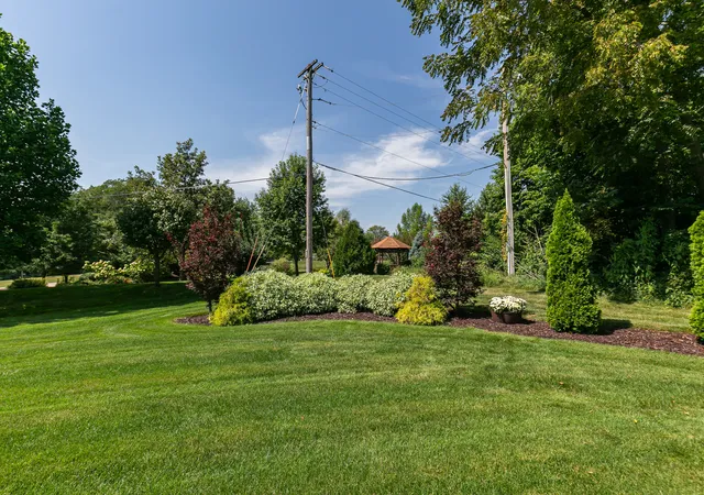 Photo 60 of Single family home for sale at 1111 33rd Avenue Cir, Silvis, IL 61282 | MLS# 12747313 | Listing updated on 2026-09-08