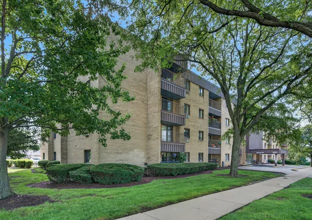 Photo 1 of Condo for sale at 1133 S Finley Rd #309, Lombard, IL 60148 | MLS# 12747418 | Listing updated on 2026-09-08