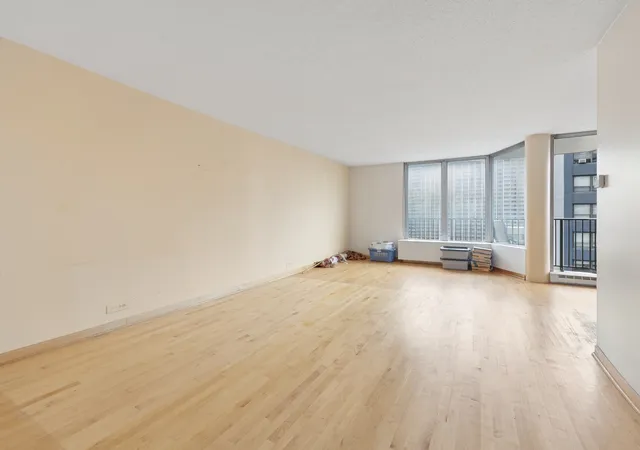 Photo 2 of Condo for sale at 4170 N Marine Dr #14K, Chicago, IL 60613 | MLS# 12747457 | Listing updated on 2026-09-07