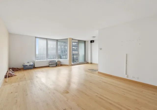 Photo 3 of Condo for sale at 4170 N Marine Dr #14K, Chicago, IL 60613 | MLS# 12747457 | Listing updated on 2026-09-07