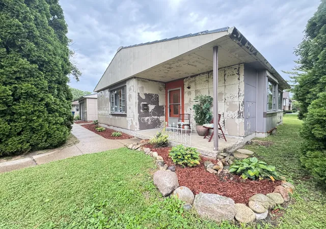 Photo 1 of Single family home for sale at 1029 S 5th Street, Princeton, IL 61356 | MLS# 12747672 | Listing updated on 2026-09-07